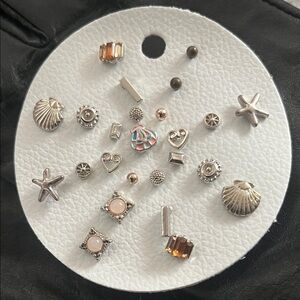 Free People Silver Tone Stud Earring Set